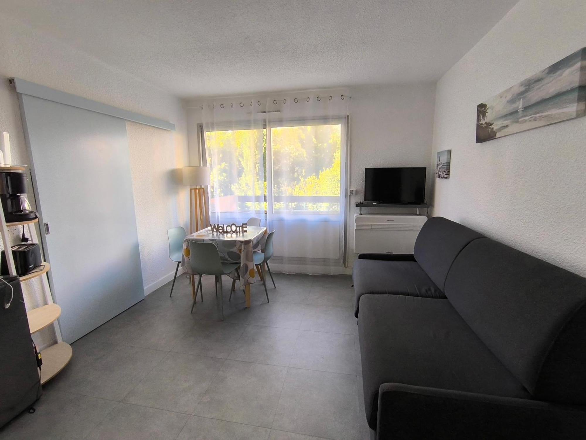 Ferienwohnung La Desirade Avec Parking- Port - Wifi Couchage En 160 Neuf Agde Exterior foto