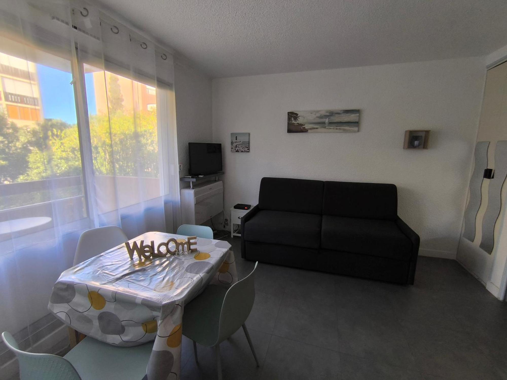 Ferienwohnung La Desirade Avec Parking- Port - Wifi Couchage En 160 Neuf Agde Exterior foto